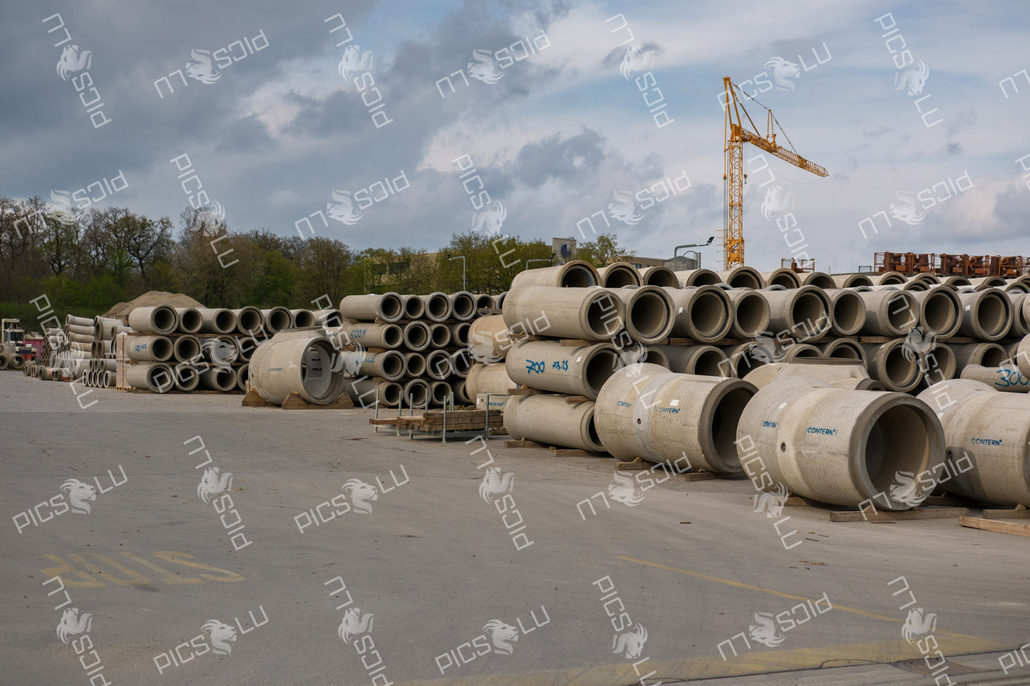 Construction site pipe depot in Contern