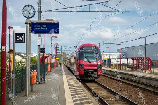CFL train approaching platform at Contern station, Luxembourg