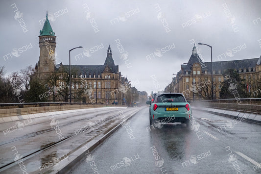 Rainy traffic on Adolphe bridge in Luxembourg city