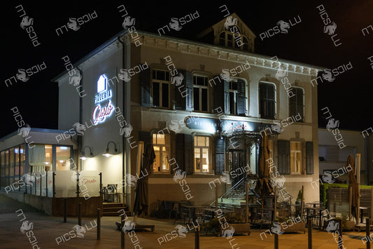Ristorante Gusto in Sandweiler at night