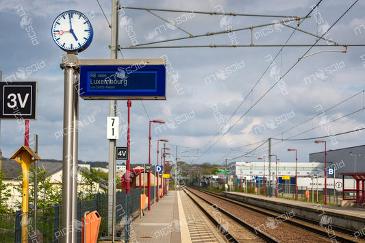 Platform view at Sandweiler-Contern station