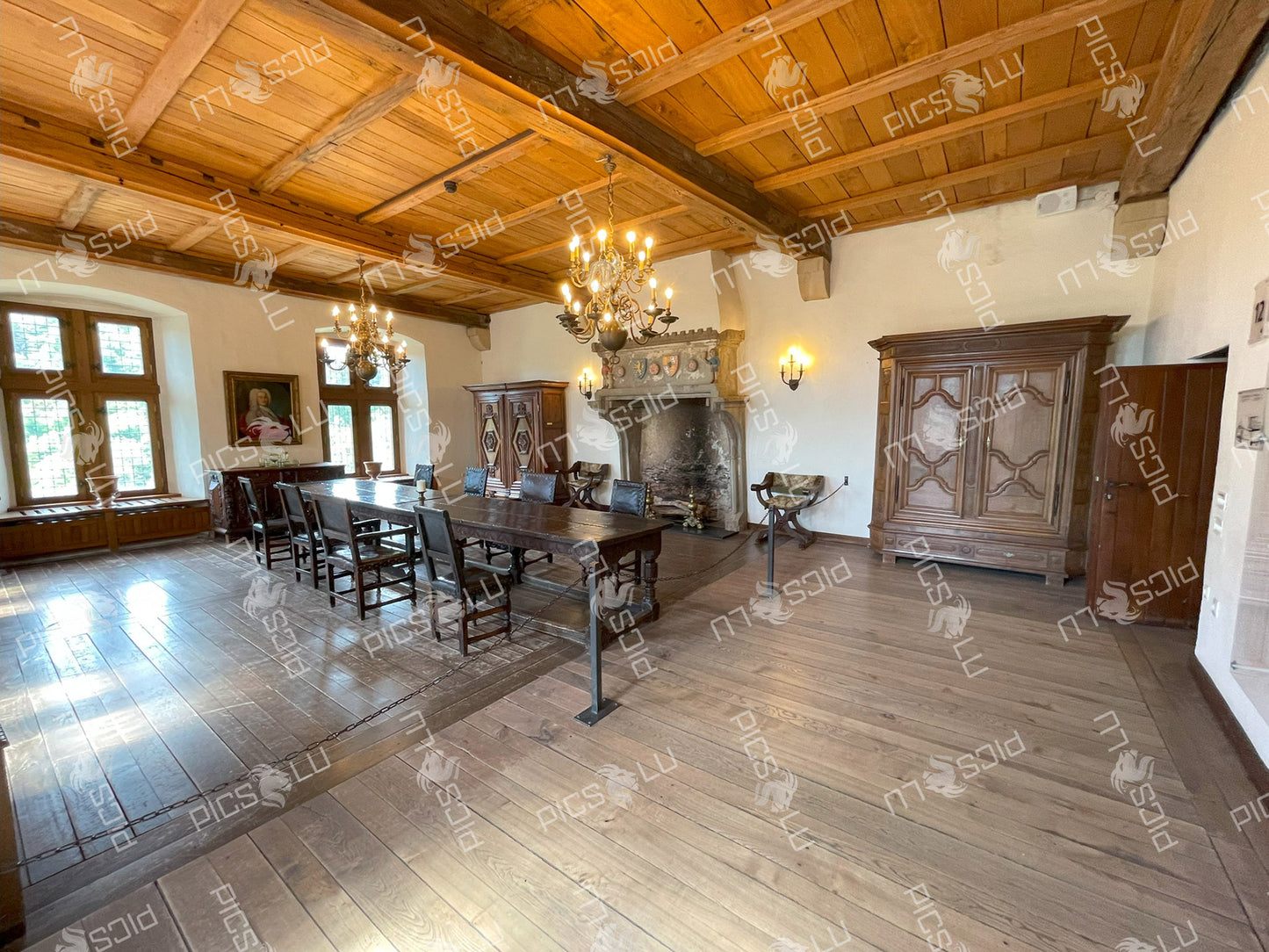 Elegant banquet room in Vianden Castle