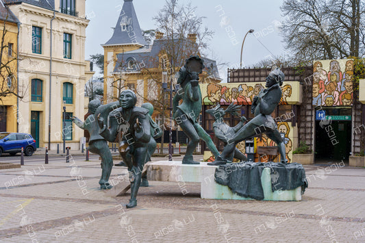 La Danse sculpture in Place d’Armes, Luxembourg City
